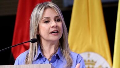 Photo of Juez ordena investigar a Vicky Dávila