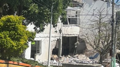 Photo of La estación de Policía quedó destrozada, al igual que algunas casas alrededor y daños en la Alcaldía y la Casa de Justicia.