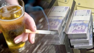 Photo of Primeros decretos de emergencia económica, aumenta impuestos a licores, tabaco y juegos de azar