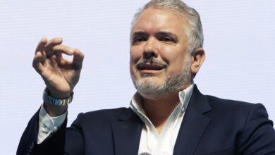 Photo of Críticas de Iván Duque sobre el aumento del salario mínimo