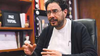 Photo of ‘Exijo respeto para el presidente Petro y para el pueblo colombiano’: Iván Cepeda a Trump