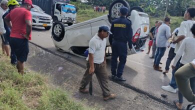 Photo of Enorme hueco causa grave accidente en la Troncal de Occidente