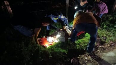 Photo of Accidente dejó dos lesionados; Bomberos acudieron al rescate