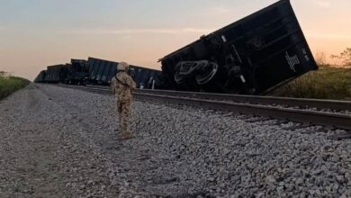 Photo of Atentado con explosivos contra el tren de Cerrejón deja 20 vagones destruidos en La Guajira