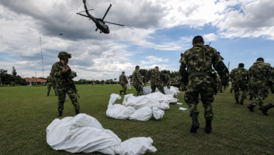 Photo of Ponen freno a Abelardo De La Espriella: juez ordena suspender bombardeos en Colombia