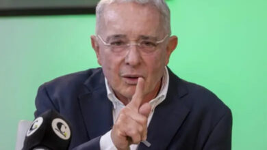 Photo of “Si hubiera sido paramilitar, lo habría sido de frente”: Álvaro Uribe Vélez