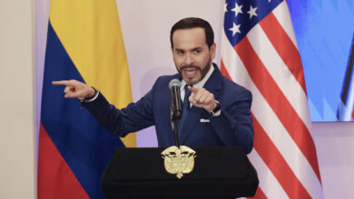 Photo of ‘Te espera una bolsa blanca’: Abelardo De La Espriella le responde a alias ‘Silvana Guerrero’